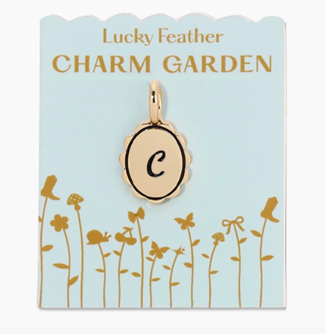 Gold Scallop C Charm