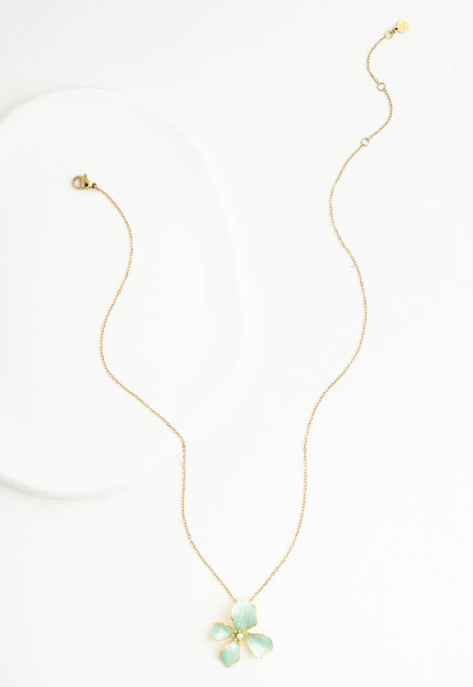 Hope in Bloom Necklace in Mint