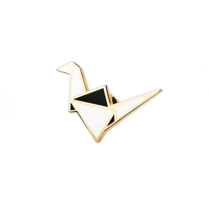 Fanli Enamel Pin "Paper Crane"