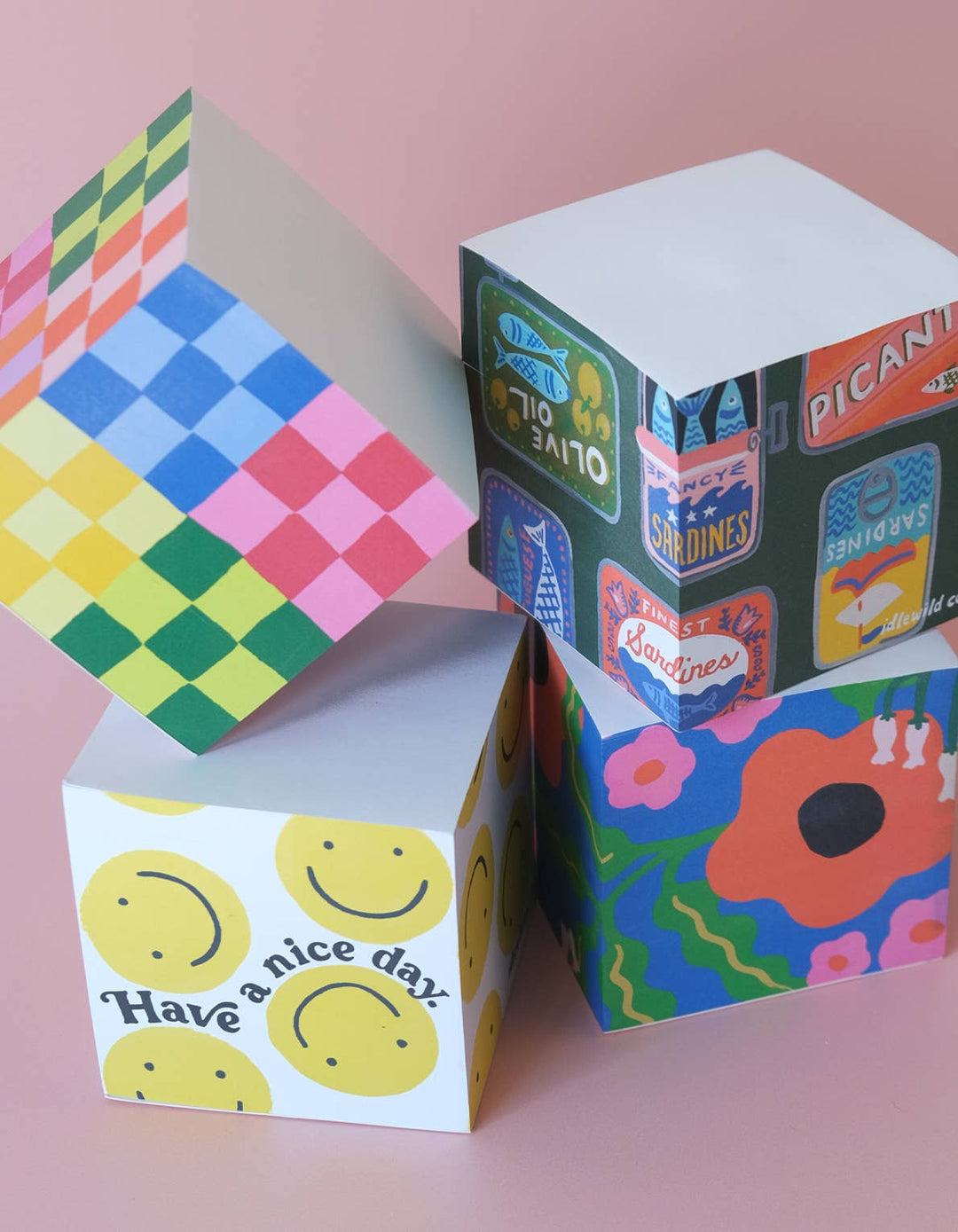 Sticky Note Cube | Rainbow Check