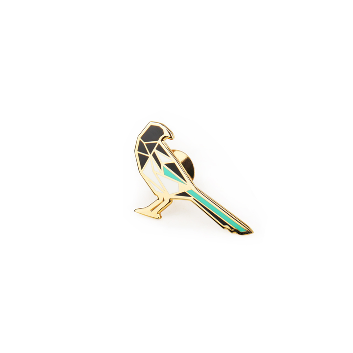 Fanli Enamel Pin "Magpie"