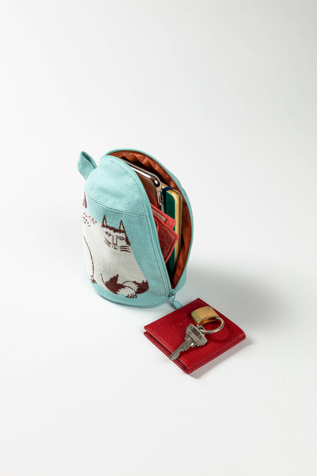Gusseted Pouch – Rabbit