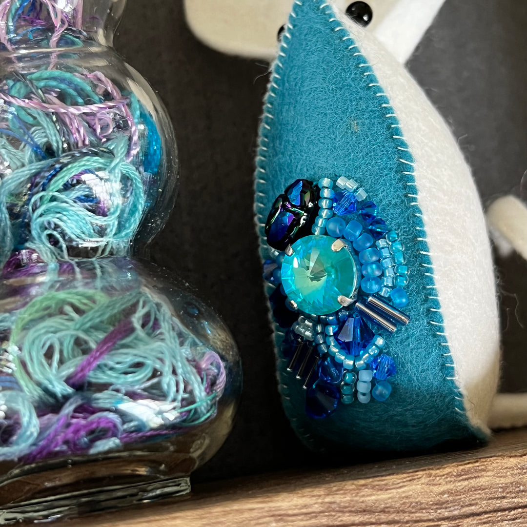 Blue Magpie Mouse Shadowbox