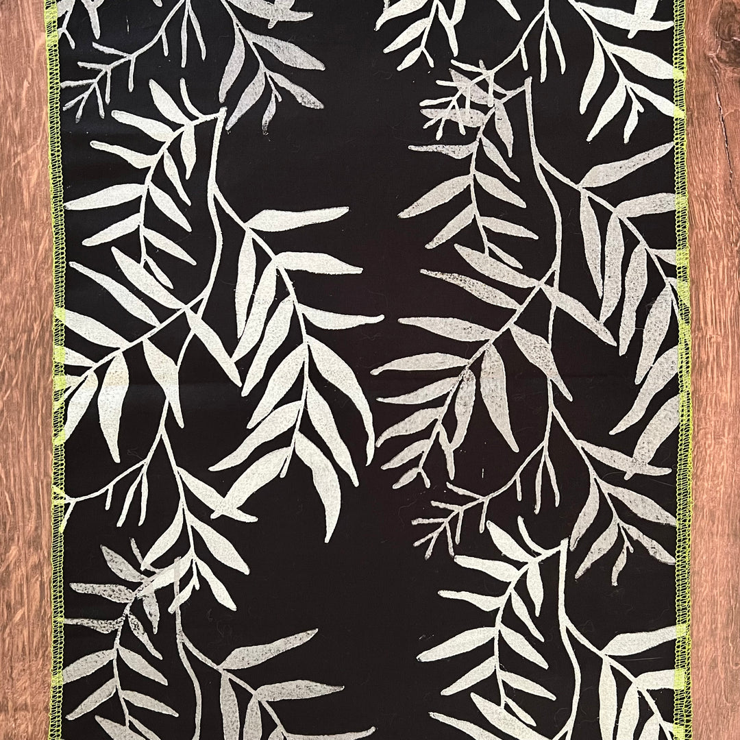 Pepper Tree Leaves Table Runner