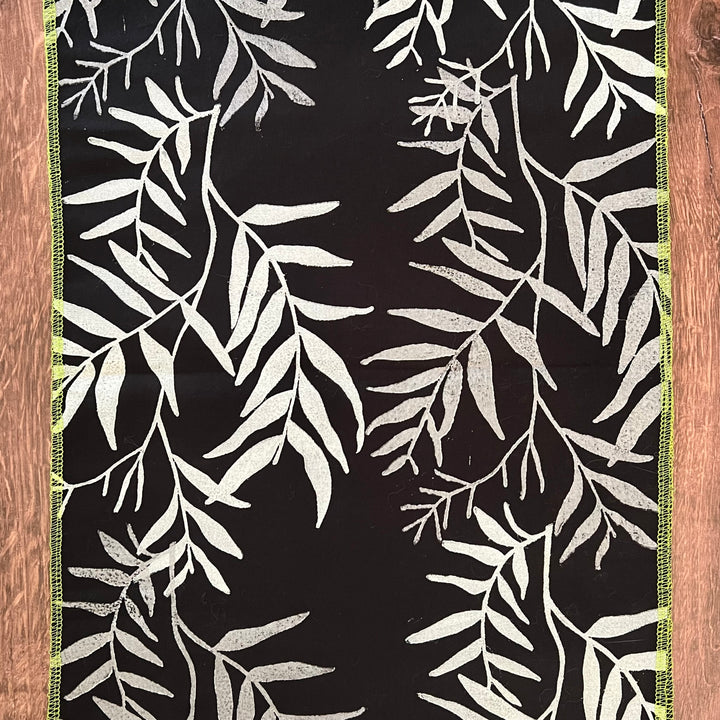 Pepper Tree Leaves Table Runner