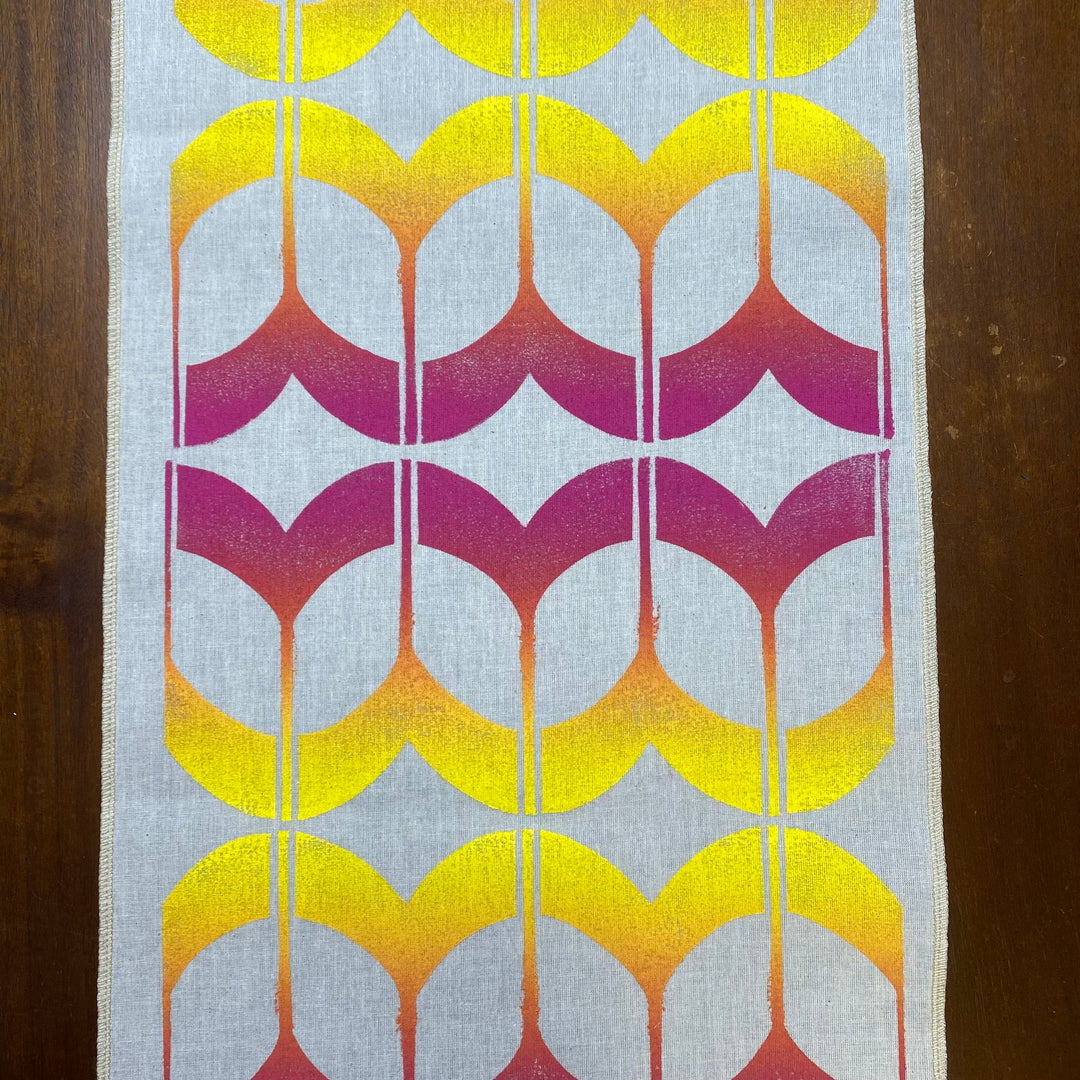 Sunrise Tulips Table Runner