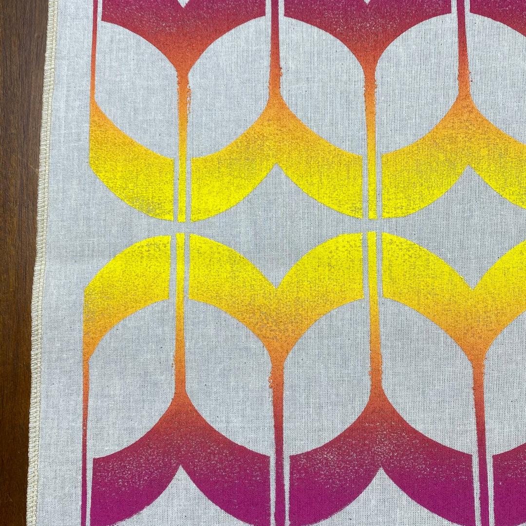 Sunrise Tulips Table Runner
