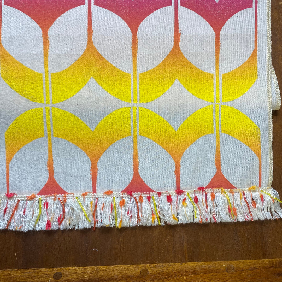 Sunrise Tulips Table Runner