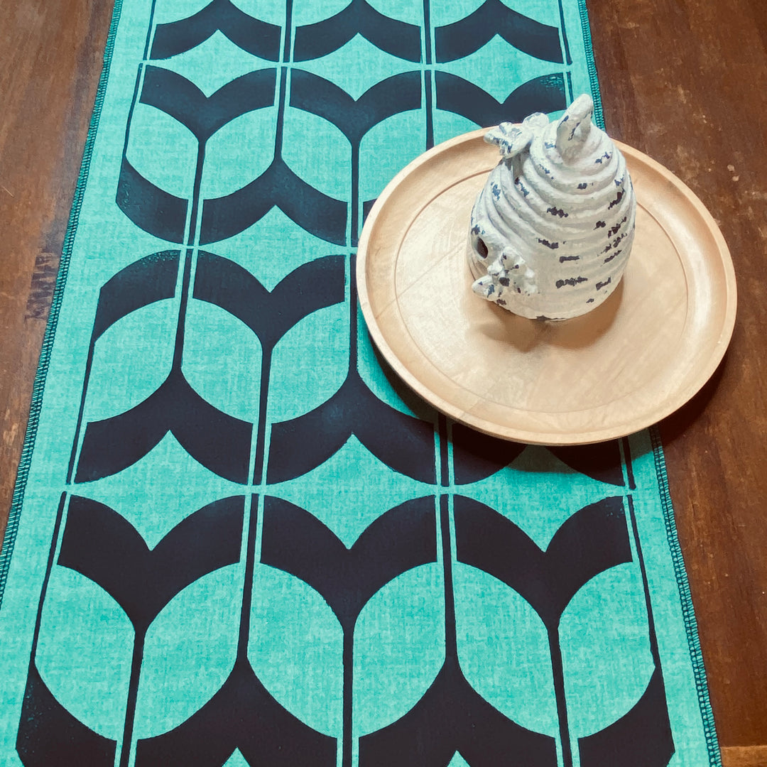 Green Tulips Table Runner