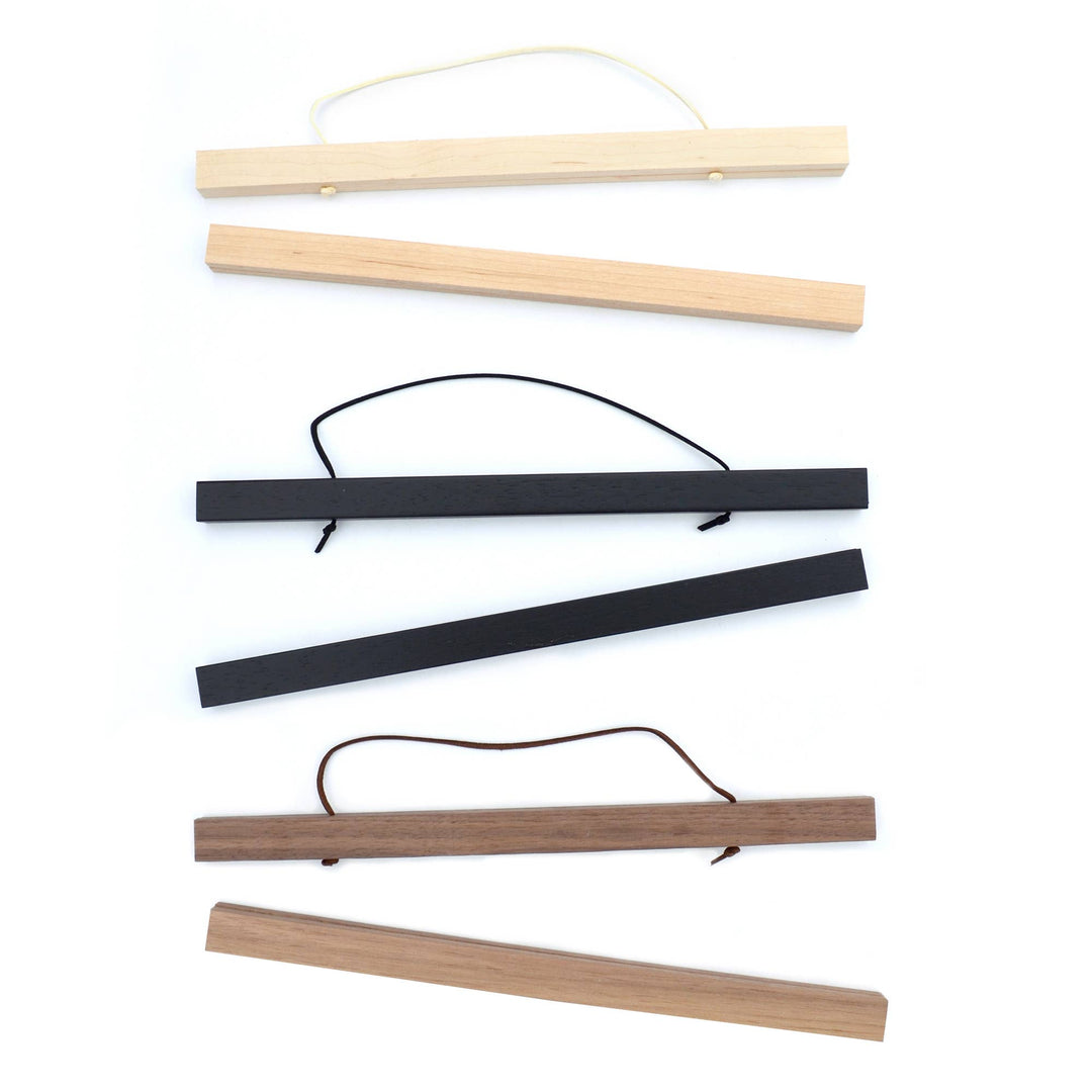 Magnetic Wood Hanging Frame