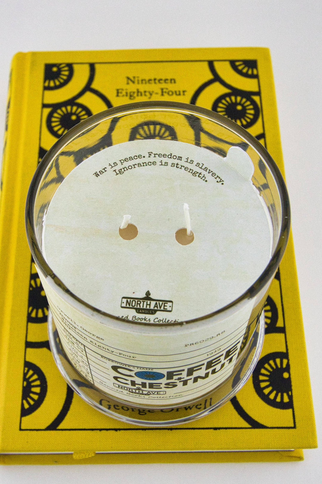Banned Book Candle / George Orwell 1984
