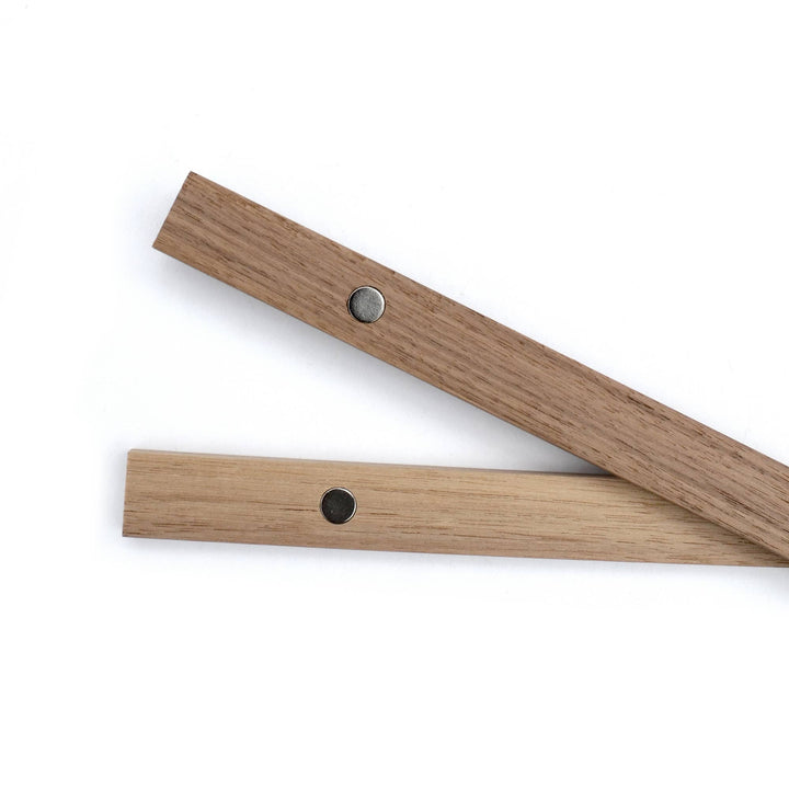 Magnetic Wood Hanging Frame